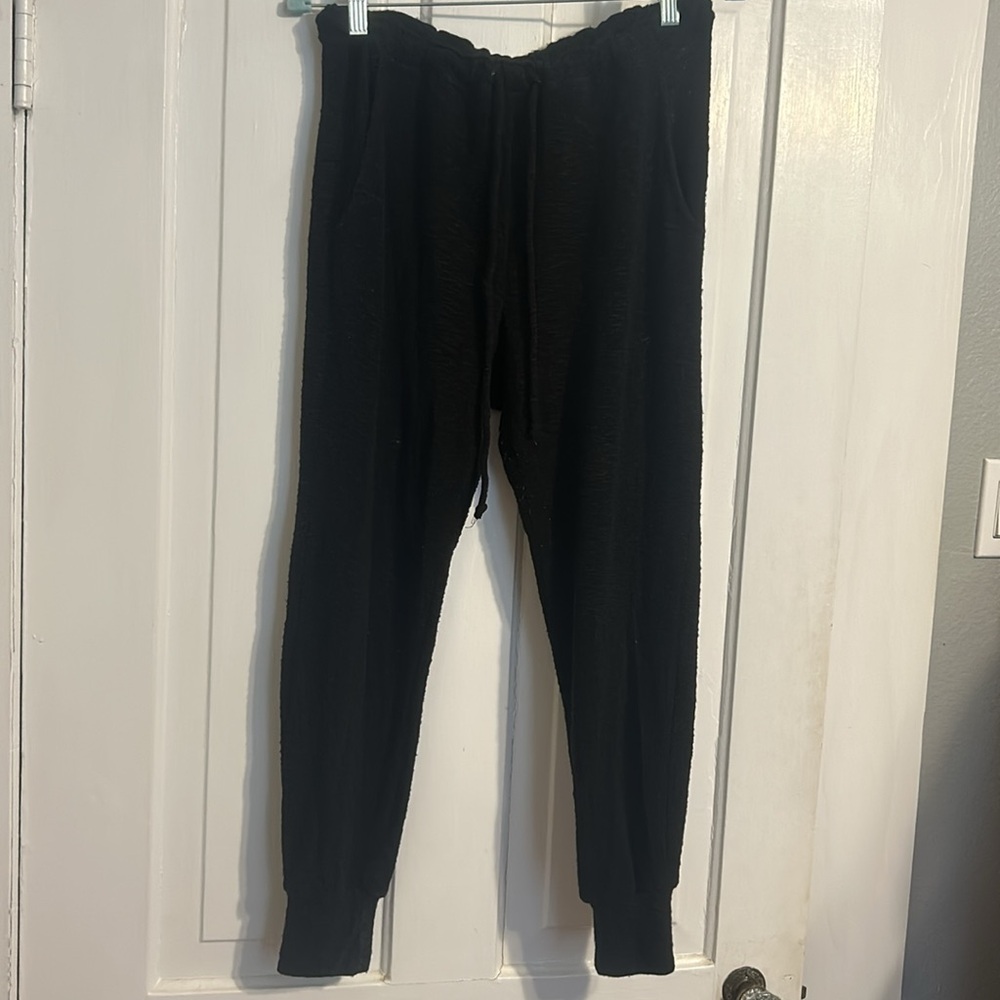 Olivaceous black knit joggers
